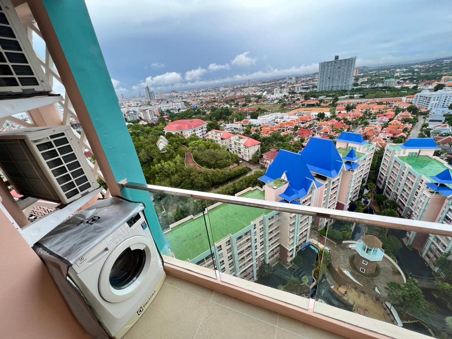 Grande Cariibbean Pattaya By Thita Apart otel Dış mekan fotoğraf